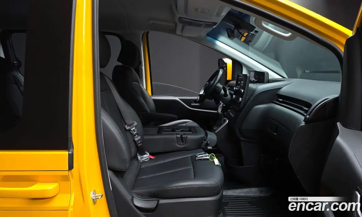 Hyundai Staria 2024 3.5 автомат (гидро), фото 16 Hyundai Staria 2024 3.5 автомат (гидро), фото 16