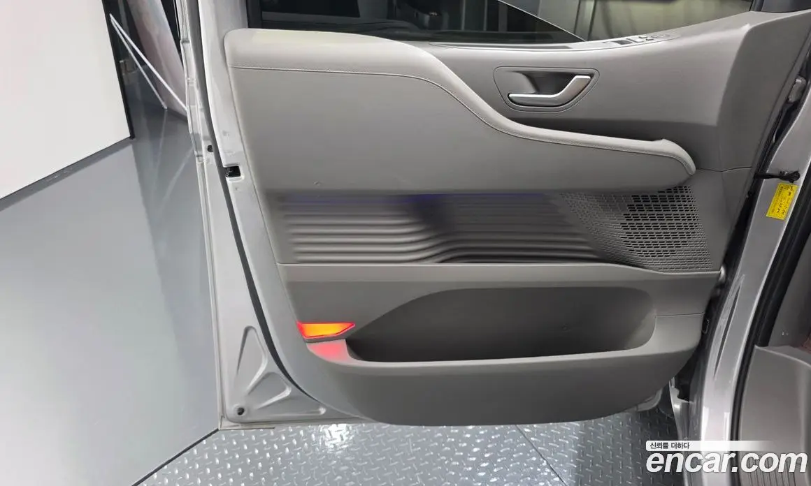 Hyundai Staria 2025 2.2 автомат (гидро), фото 13 Hyundai Staria 2025 2.2 автомат (гидро), фото 13