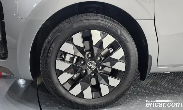 Hyundai Staria 2025 2.2 автомат (гидро), миниатюра 4 Hyundai Staria 2025 2.2 автомат (гидро), миниатюра 4