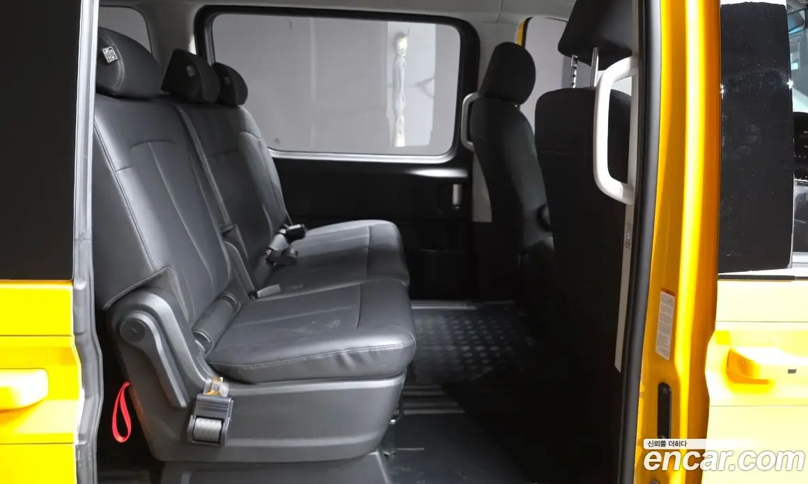 Hyundai Staria 2025 3.5 автомат (гидро), фото 17 Hyundai Staria 2025 3.5 автомат (гидро), фото 17