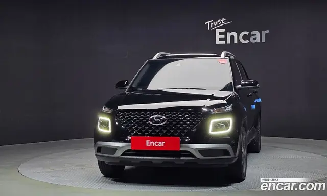 Hyundai Venue 2021 1.6 автомат (гидро), миниатюра 3