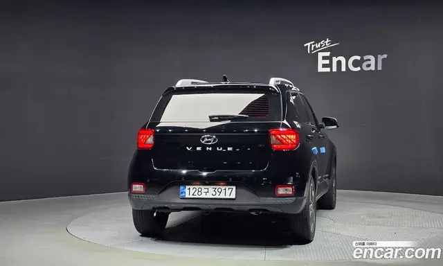 Hyundai Venue 2021 1.6 автомат (гидро), миниатюра 4