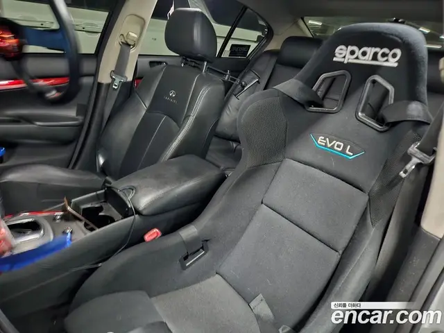 Infiniti G 2010 3.7 автомат (гидро), миниатюра 10