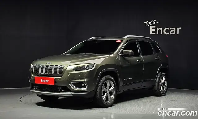 Jeep Cherokee, 2021, 75 319 км