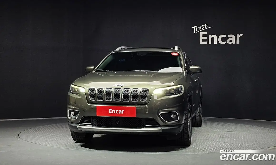Jeep Cherokee 2021 2.4 автомат (гидро), фото 3 Jeep Cherokee 2021 2.4 автомат (гидро), фото 3