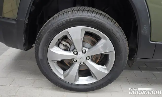 Jeep Cherokee 2021 2.4 автомат (гидро), миниатюра 5 Jeep Cherokee 2021 2.4 автомат (гидро), миниатюра 5