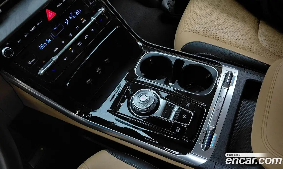 Kia Carnival 2022 3.5 автомат (гидро), фото 19 Kia Carnival 2022 3.5 автомат (гидро), фото 19