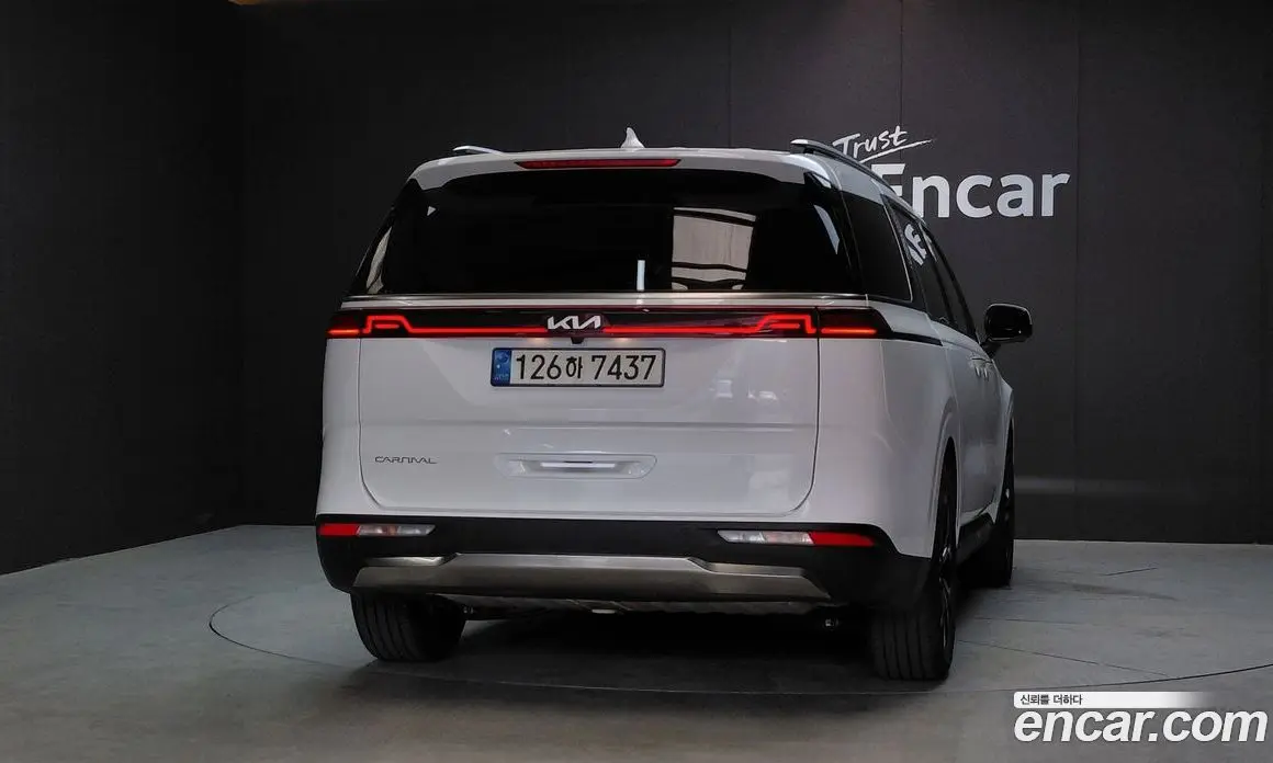 Kia Carnival 2022 3.5 автомат (гидро), фото 4 Kia Carnival 2022 3.5 автомат (гидро), фото 4
