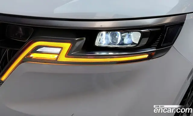 Kia Carnival 2022 3.5 автомат (гидро), миниатюра 8 Kia Carnival 2022 3.5 автомат (гидро), миниатюра 8