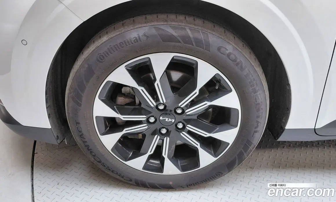 Kia Carnival 2023 3.5 автомат (гидро), фото 5