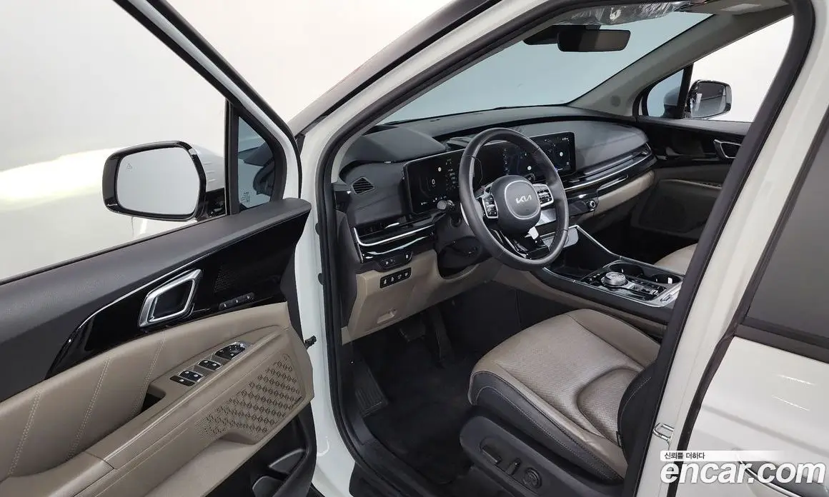 Kia Carnival 2024 2.2 автомат (гидро), фото 12