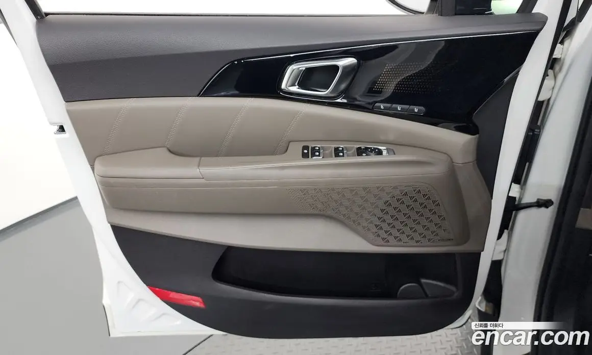 Kia Carnival 2024 2.2 автомат (гидро), фото 14