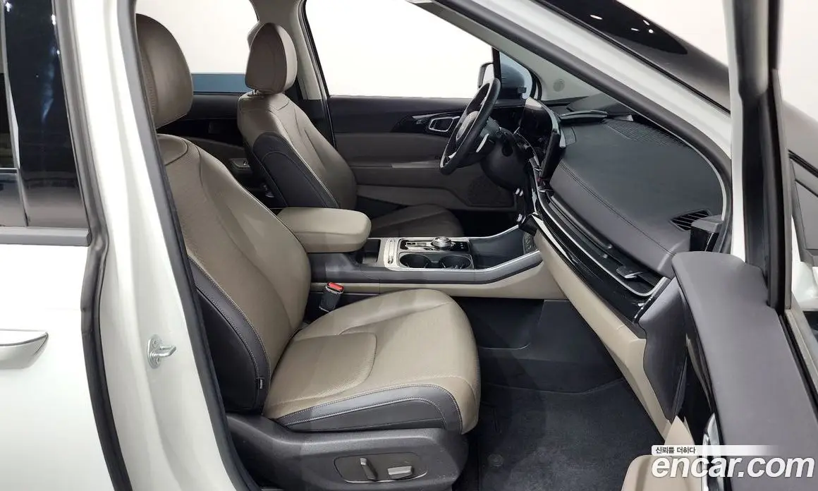Kia Carnival 2024 2.2 автомат (гидро), фото 15