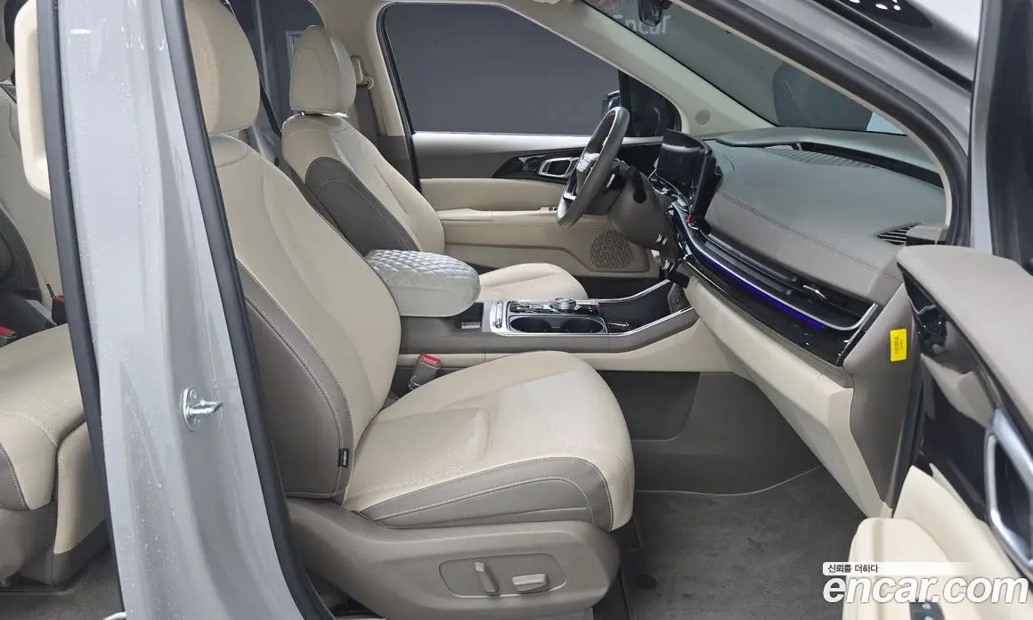 Kia Carnival 2025 2.2 автомат (гидро), фото 16 Kia Carnival 2025 2.2 автомат (гидро), фото 16