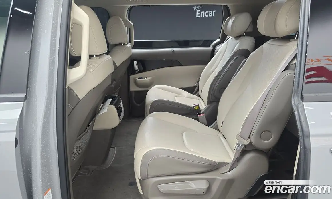 Kia Carnival 2025 2.2 автомат (гидро), фото 17 Kia Carnival 2025 2.2 автомат (гидро), фото 17