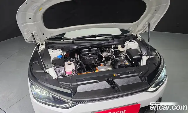 Kia EV6 2024 0.1 автомат (гидро), миниатюра 6
