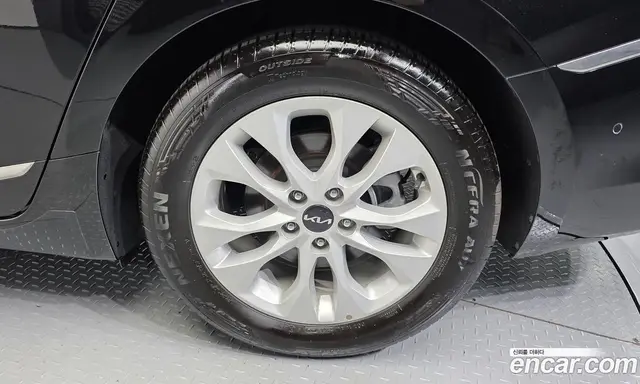 Kia K8 2022 2.5 автомат (гидро), миниатюра 7 Kia K8 2022 2.5 автомат (гидро), миниатюра 7