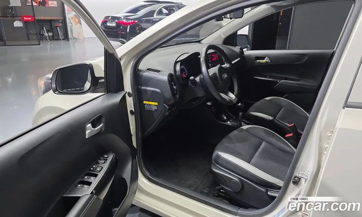 Kia Morning 2017 1.0 автомат (гидро), фото 13 Kia Morning 2017 1.0 автомат (гидро), фото 13