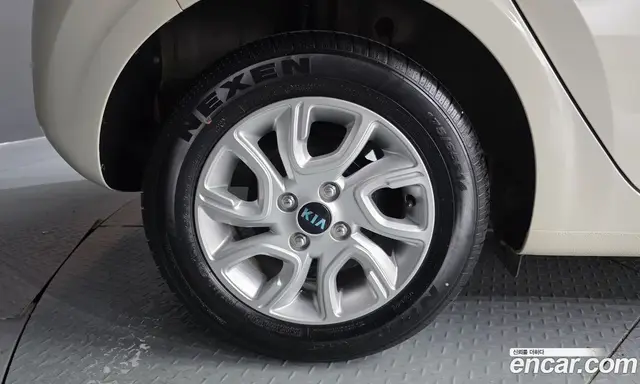 Kia Morning 2017 1.0 автомат (гидро), миниатюра 5 Kia Morning 2017 1.0 автомат (гидро), миниатюра 5