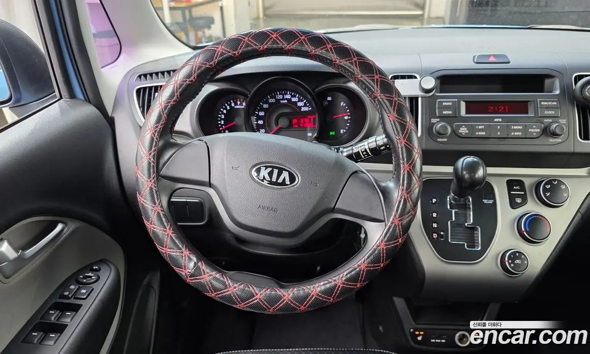Kia Ray 2013 1.0 автомат (гидро), фото 19 Kia Ray 2013 1.0 автомат (гидро), фото 19