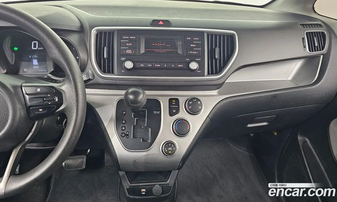 Kia Ray 2022 1.0 автомат (гидро), фото 19