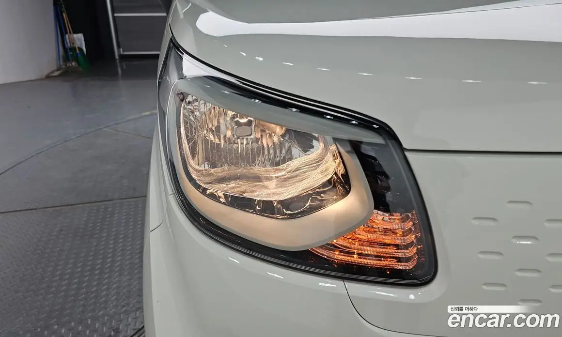 Kia Ray 2022 1.0 автомат (гидро), фото 8