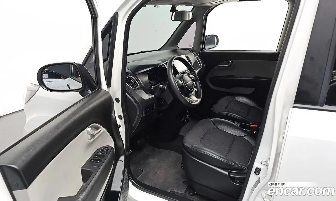 Kia Ray 2022 1.0 автомат (гидро), фото 13