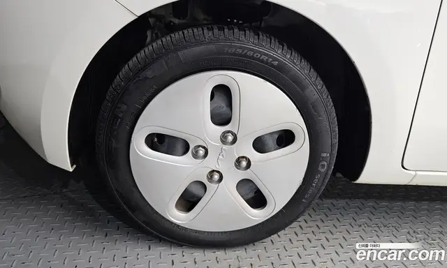 Kia Ray 2023 1.0 автомат (гидро), миниатюра 5 Kia Ray 2023 1.0 автомат (гидро), миниатюра 5