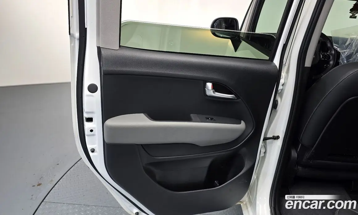 Kia Ray 2024 1.0 автомат (гидро), фото 15 Kia Ray 2024 1.0 автомат (гидро), фото 15
