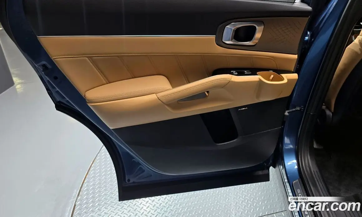 Kia Sorento 2021 2.5 автомат (гидро), фото 15