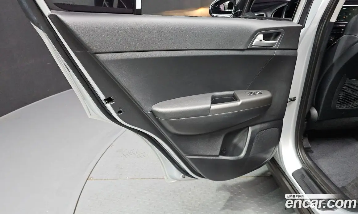 Kia Sportage 2019 2.0 автомат (гидро), фото 15 Kia Sportage 2019 2.0 автомат (гидро), фото 15