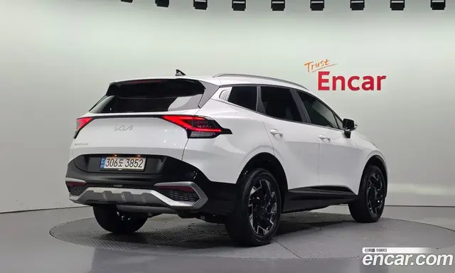 Kia Sportage 2023 2.0 автомат (гидро), миниатюра 2