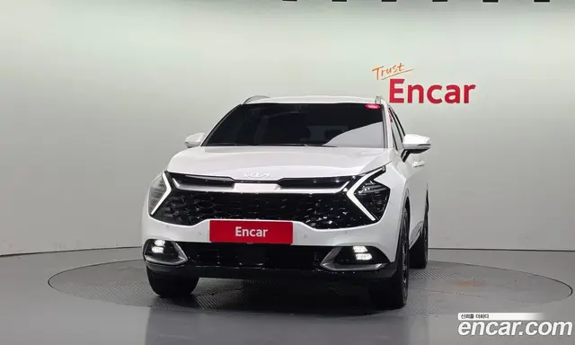 Kia Sportage 2023 2.0 автомат (гидро), миниатюра 3