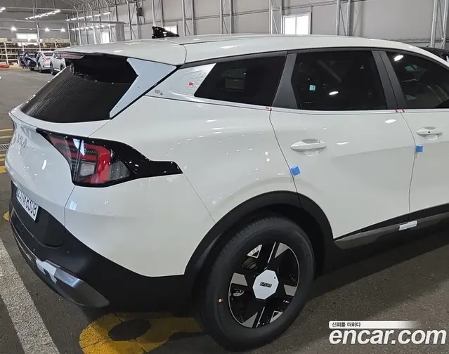 Kia Sportage 2026 1.6 автомат (гидро), миниатюра 11