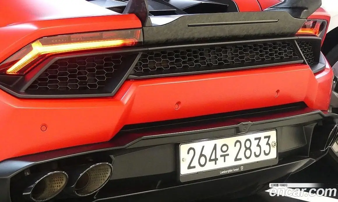 Lamborghini Huracan 2018 5.2 автомат (гидро), фото 15 Lamborghini Huracan 2018 5.2 автомат (гидро), фото 15