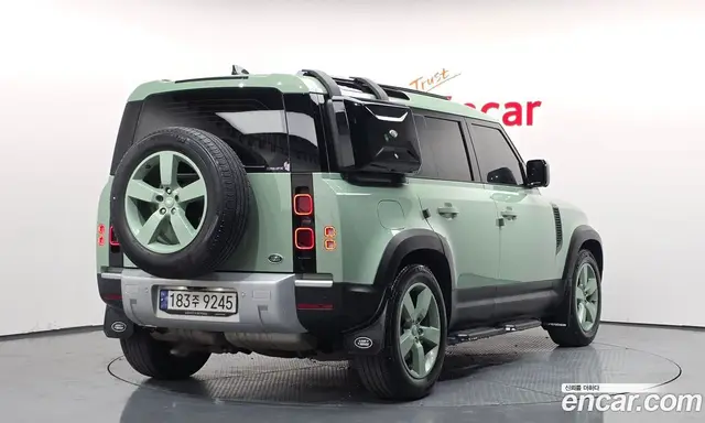 Land Rover Defender 2023 3.0 автомат (гидро), миниатюра 2