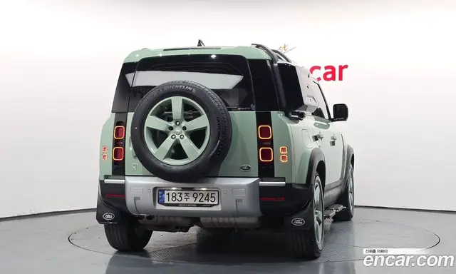 Land Rover Defender 2023 3.0 автомат (гидро), миниатюра 4