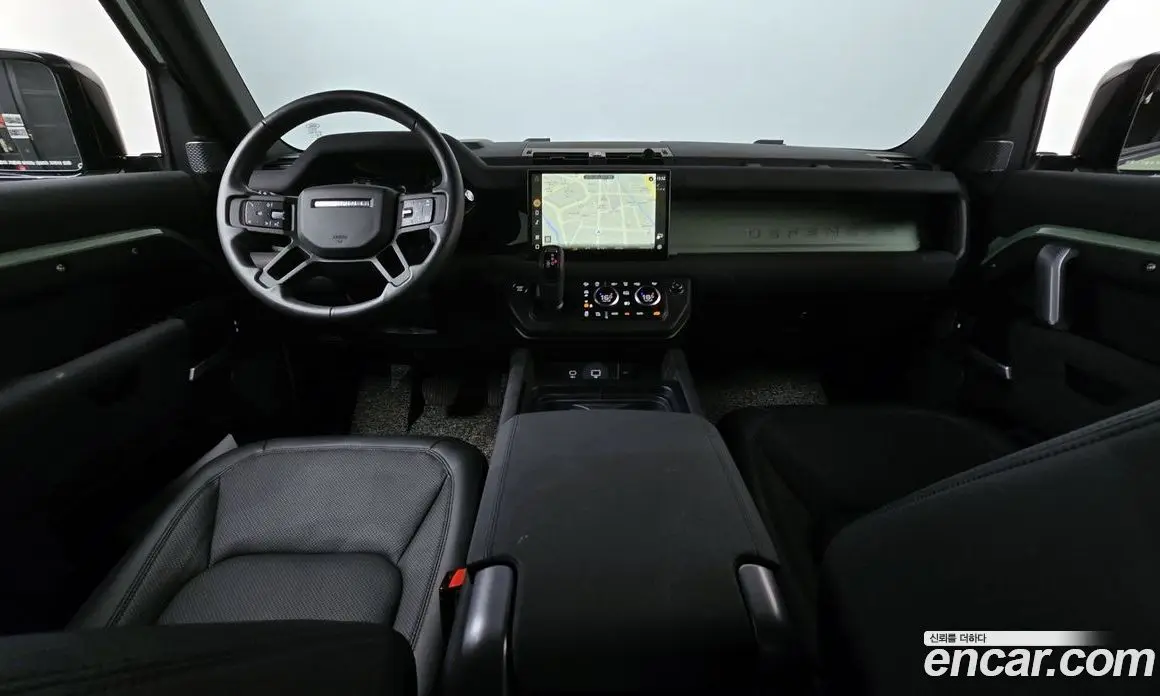 Land Rover Defender 2023 3.0 автомат (гидро), фото 10