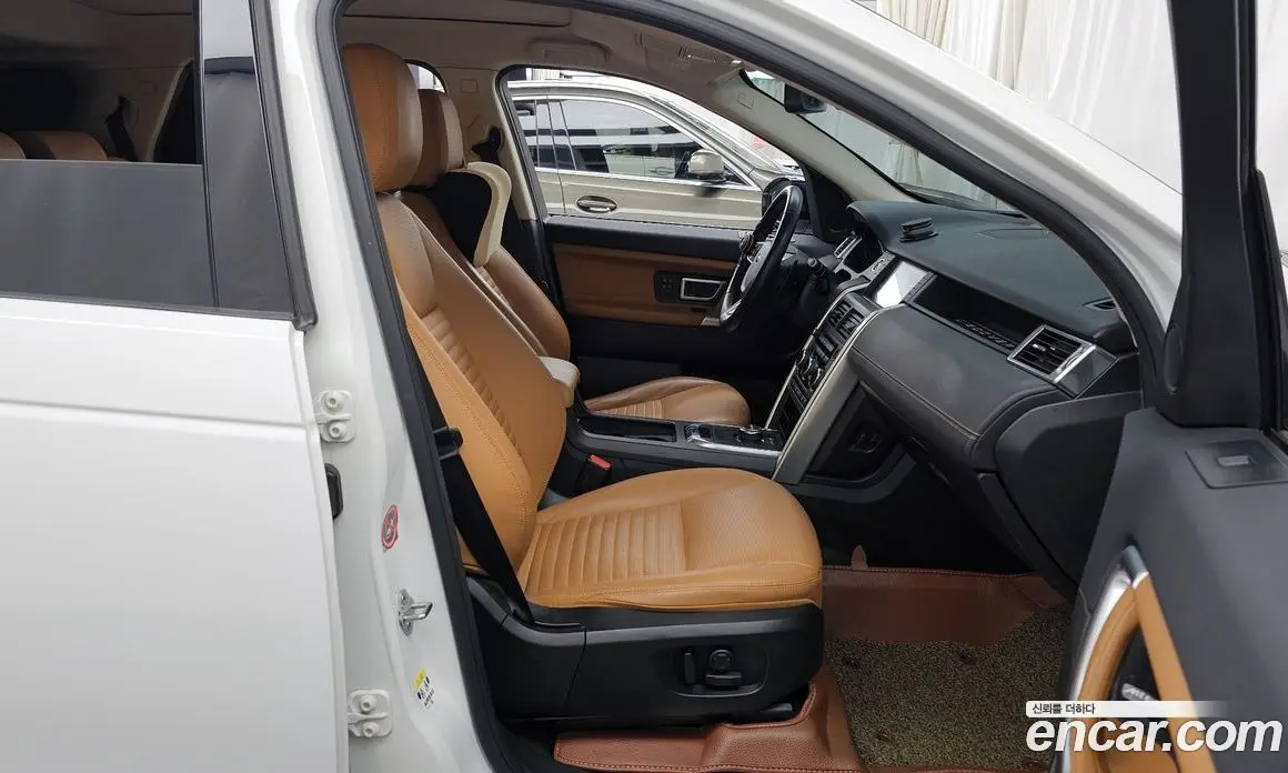 Land Rover Discovery Sport 2017 2.0 автомат (гидро), фото 17 Land Rover Discovery Sport 2017 2.0 автомат (гидро), фото 17