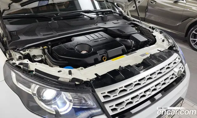 Land Rover Discovery Sport 2017 2.0 автомат (гидро), миниатюра 6 Land Rover Discovery Sport 2017 2.0 автомат (гидро), миниатюра 6