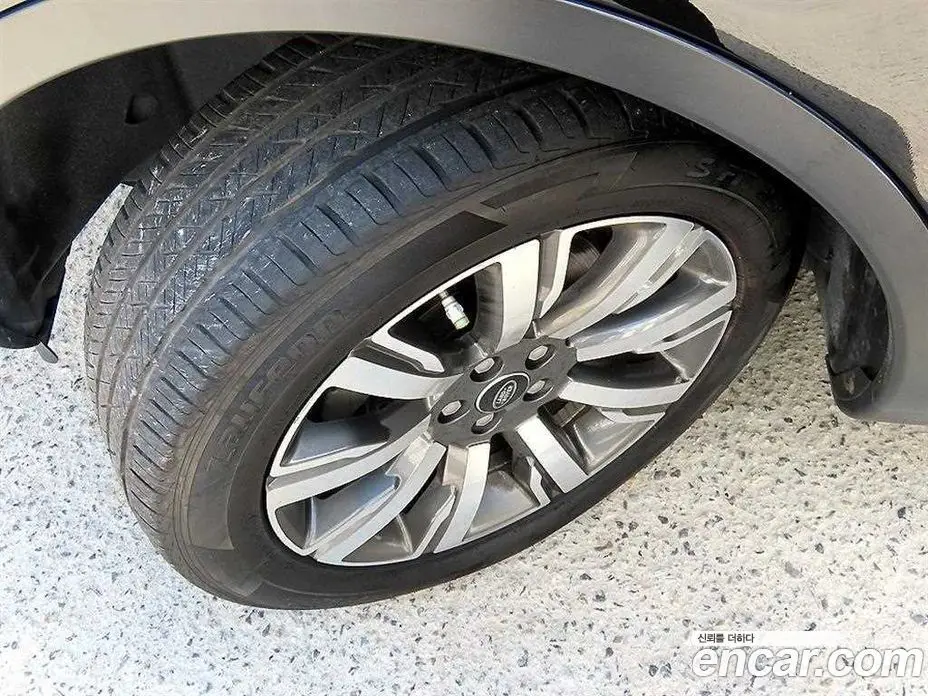Land Rover Discovery Sport 2018 2.0 автомат (гидро), фото 20 Land Rover Discovery Sport 2018 2.0 автомат (гидро), фото 20