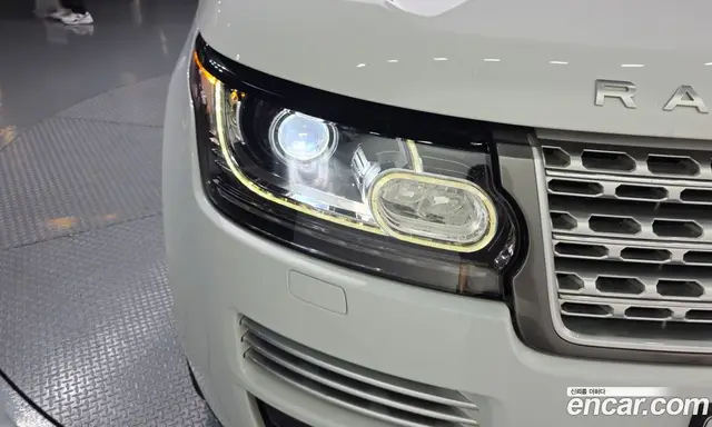 Land Rover Range Rover 2017 4.4 автомат (гидро), миниатюра 8