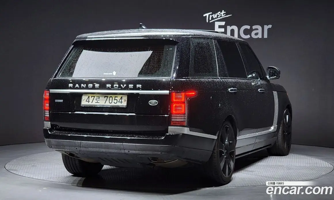 Land Rover Range Rover 2017 4.4 автомат (гидро), фото 2 Land Rover Range Rover 2017 4.4 автомат (гидро), фото 2