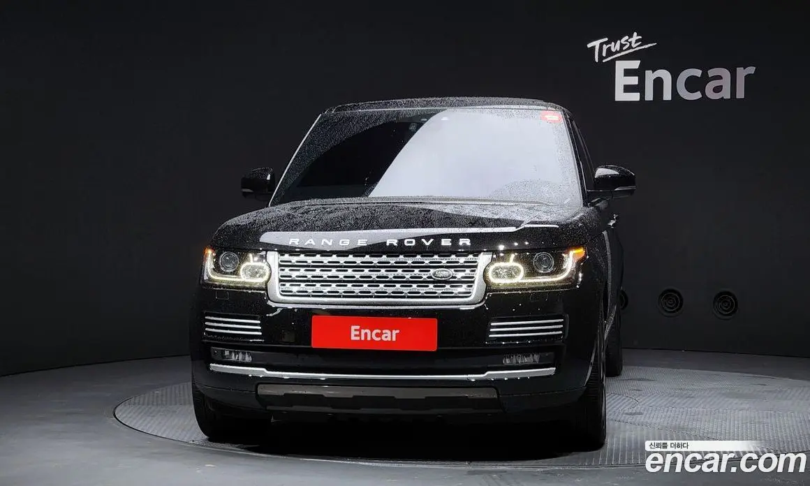 Land Rover Range Rover 2017 4.4 автомат (гидро), фото 3 Land Rover Range Rover 2017 4.4 автомат (гидро), фото 3