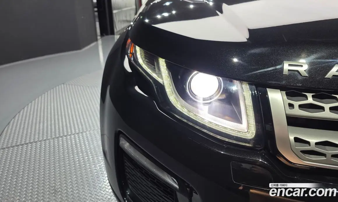 Land Rover Range Rover Evoque 2019 2.0 автомат (гидро), фото 7 Land Rover Range Rover Evoque 2019 2.0 автомат (гидро), фото 7