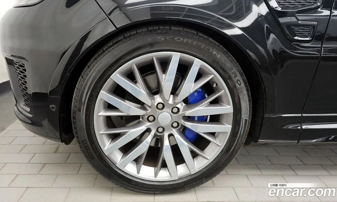 Land Rover Range Rover Sport 2017 5.0 автомат (гидро), фото 5 Land Rover Range Rover Sport 2017 5.0 автомат (гидро), фото 5
