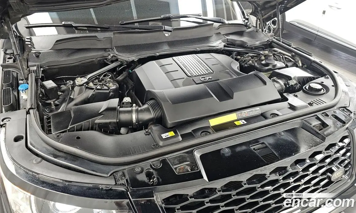 Land Rover Range Rover Sport 2017 5.0 автомат (гидро), фото 6 Land Rover Range Rover Sport 2017 5.0 автомат (гидро), фото 6