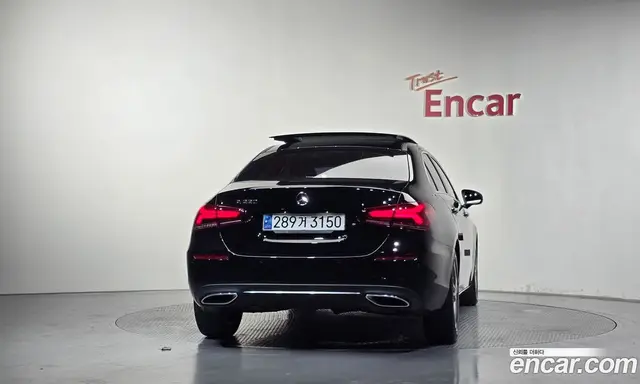 Mercedes-Benz A-Class 2020 2.0 автомат (гидро), миниатюра 3