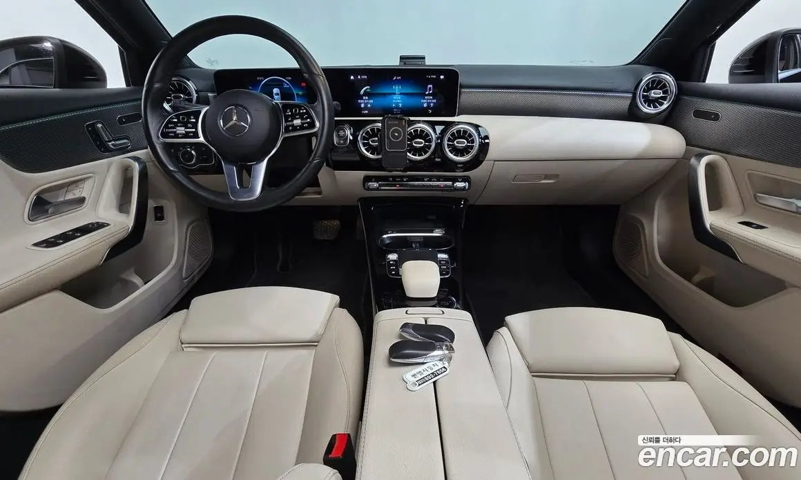 Mercedes-Benz A-Class 2020 2.0 автомат (гидро), фото 9