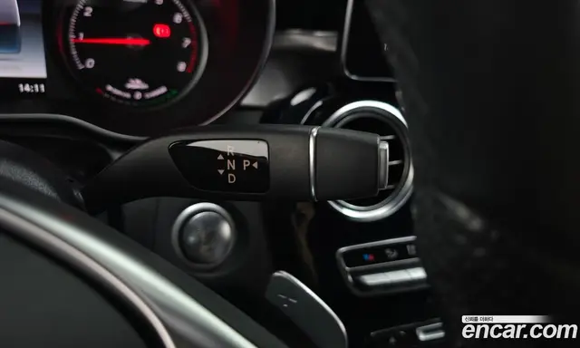 Mercedes-Benz C-Class 2018 2.0 автомат (гидро), миниатюра 12